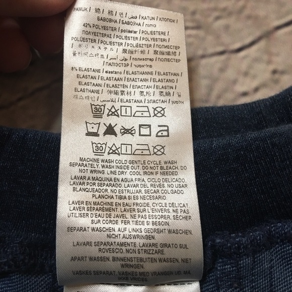 Guess 2 piece set long sleeve & pants baby boy 12m - Picture 15 of 16